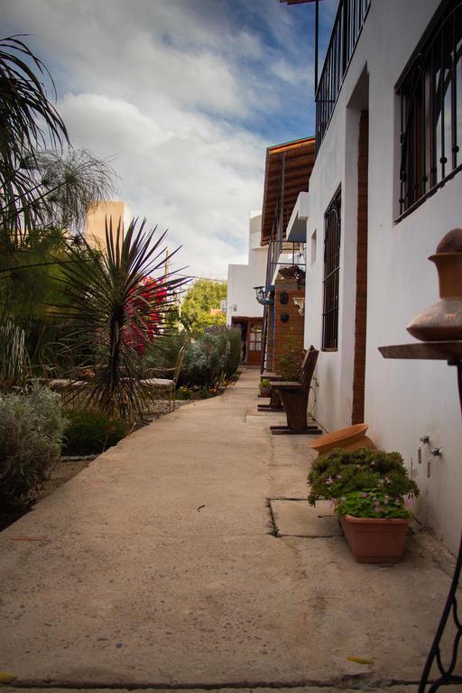 Hotel Divina Presencia à Cafayate Extérieur photo